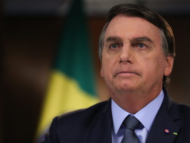 Um discurso repleto de equívocos