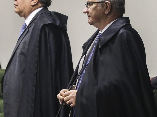 STF segue voto de relator, Gilmar Mendes, e permite vedação de cultos, missas e atividades religiosas coletivas