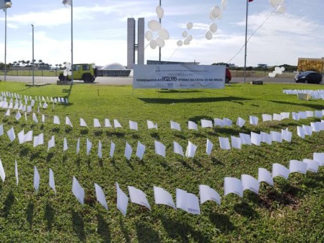 Relatório da CPI traz a história da pandemia, aponta indícios de crimes e comprova opções erradas no combate à pandemia