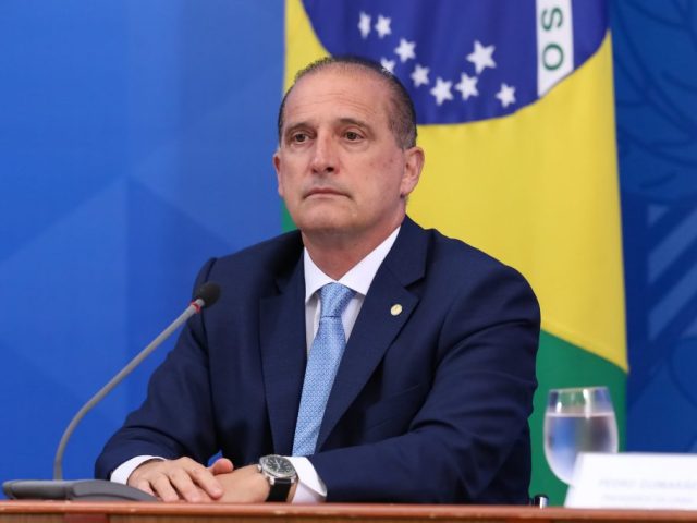 Liminar do STF restabelece possibilidade de demissão de empregado não vacinado