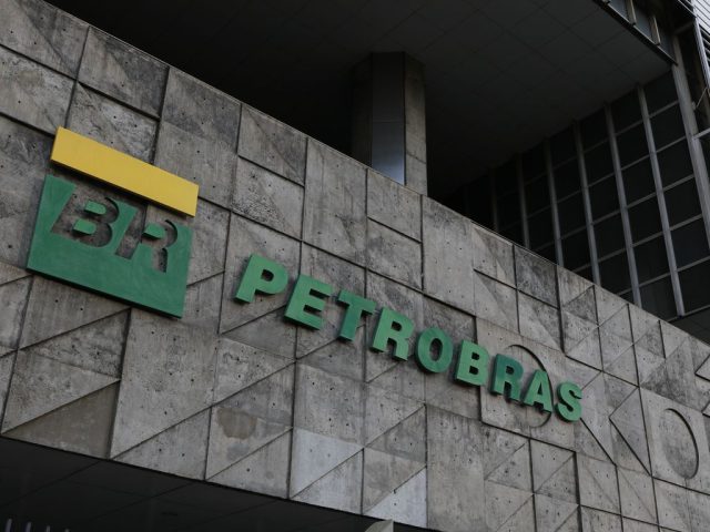 Petrobras tem exigências legais para o exercício de funções em cargos de administração