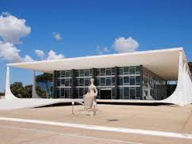 Decisão de Toffoli na “Operação Spoofing” garante acesso integral às mensagens e levanta preocupações sobre a procedência das provas