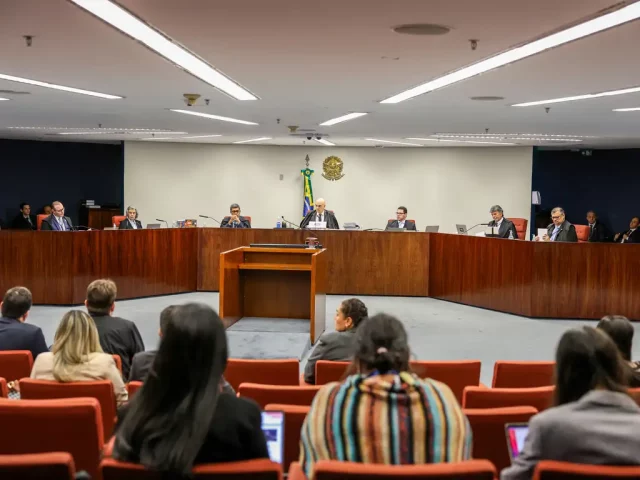 STF define regras para porte de maconha