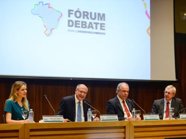 As mazelas do Brasil: desafios e realidades de um país em desenvolvimento