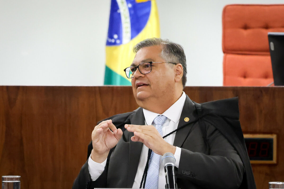 STF, Dino e o Orçamento