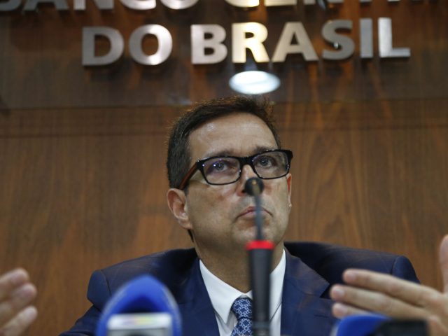 Pix: inovação e controvérsias no Sistema Financeiro e Tributário Brasileiro