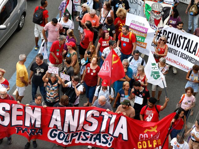 Anistia para golpistas é uma ameaça à democracia