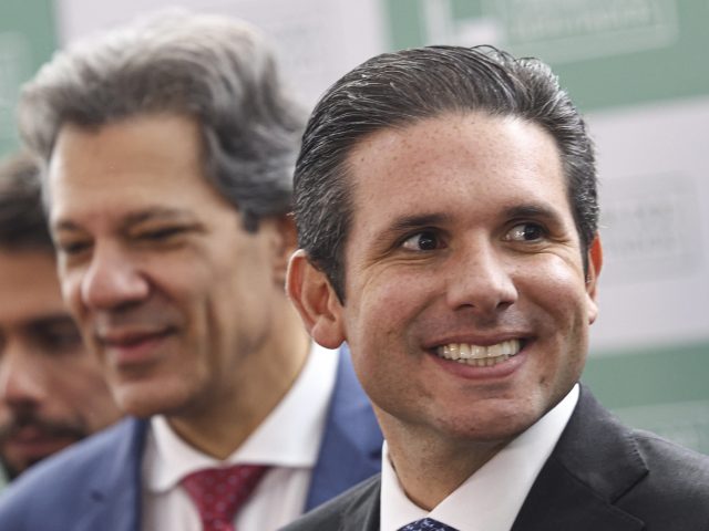 Responsabilidade fiscal: o jogo de forças por gastos, privilégios e impostos no Brasil