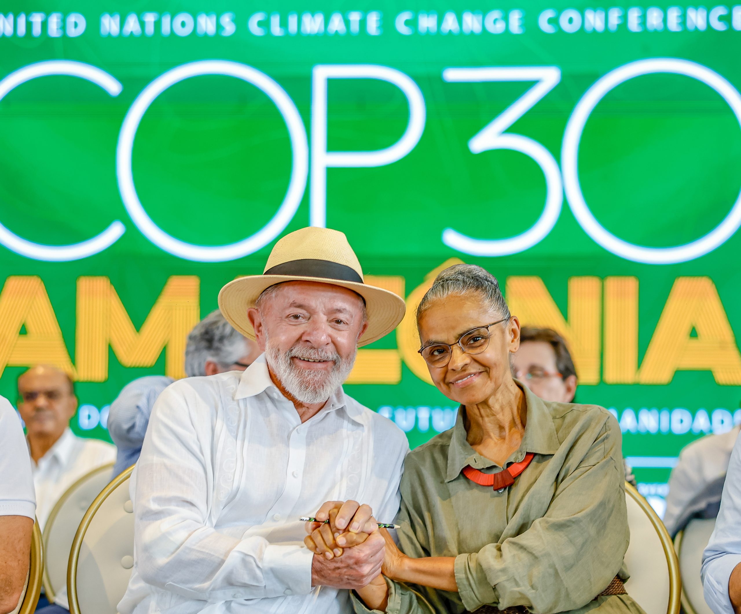 No momento, você está visualizando Às vésperas da COP30, Brasil exibe contradições entre discurso ambiental e práticas legislativas