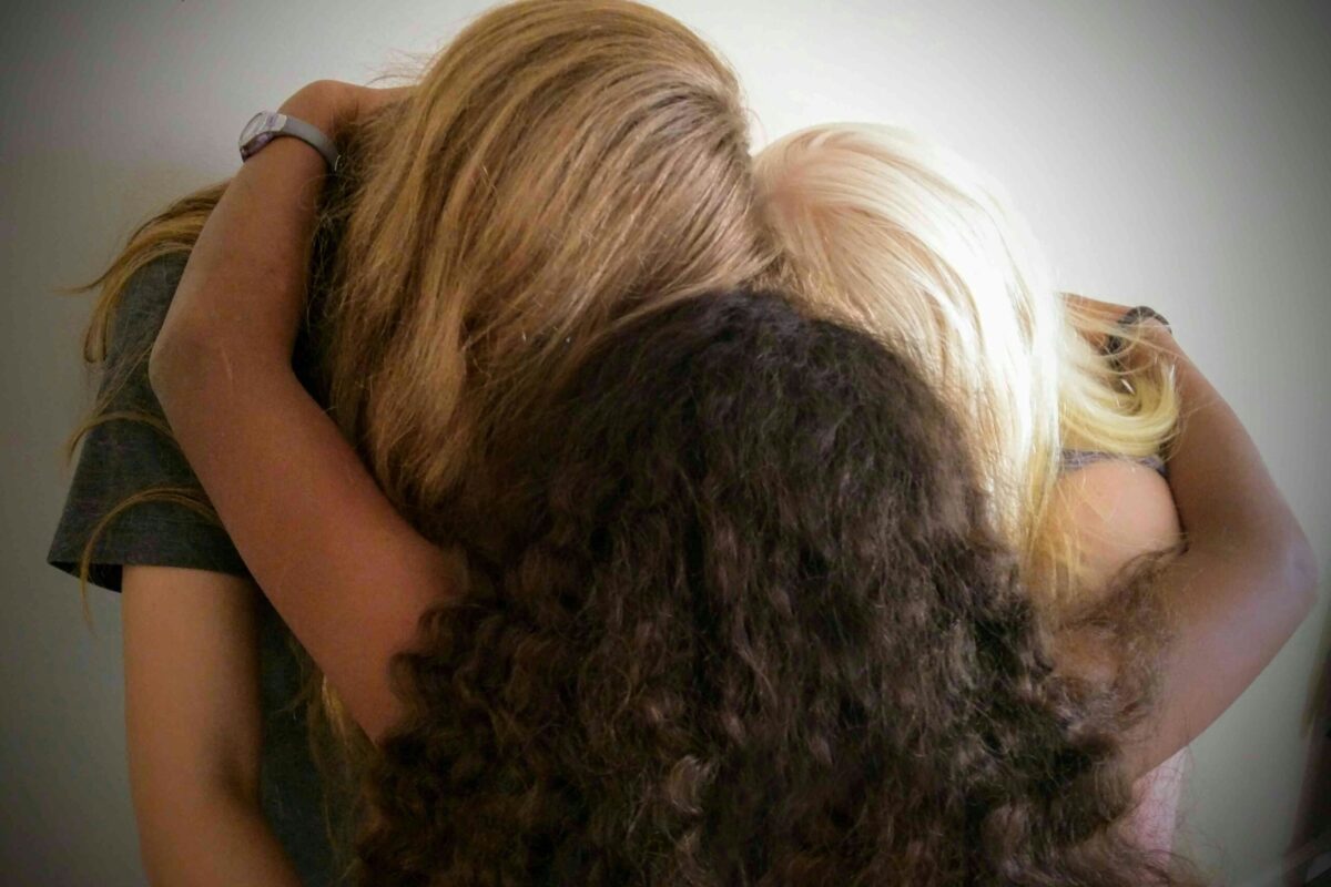 Áurea: quando resistir é a forma mais silenciosa de vencer