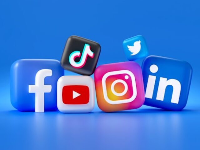A irrealidade da vida social apresentada nas Redes Sociais